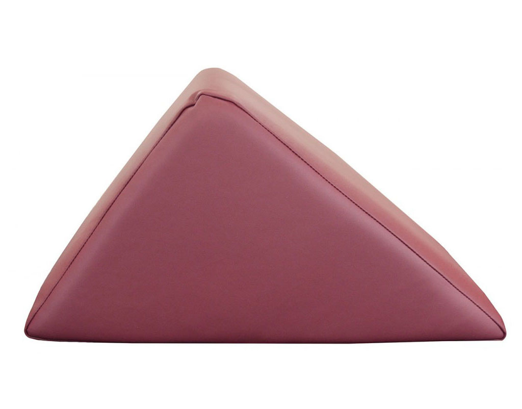 triangular bolster